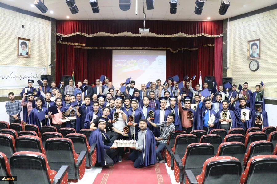 در دانشگاه فرهنگیان استان بوشهر؛
جشن باشکوه دانش آموختگی 205 دانشجومعلم پردیس علامه طباطبایی برگزار شد 2