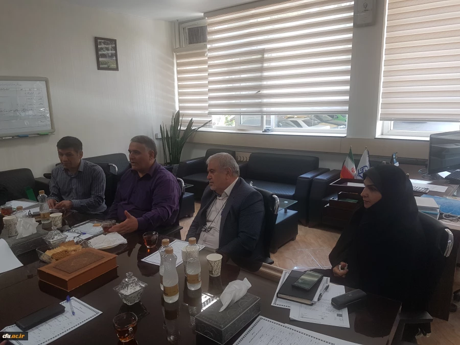 برگزاری جلسه ی صندوق وام قرض الحسنه کارکنان دانشگاه 4