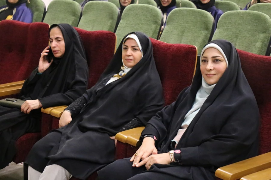 همزمان با عید غدیر؛
جشن بزرگ دانش آموختگی 171 ورودی 98 پردیس بنت الهدی صدر دانشگاه فرهنگیان استان بوشهر 2