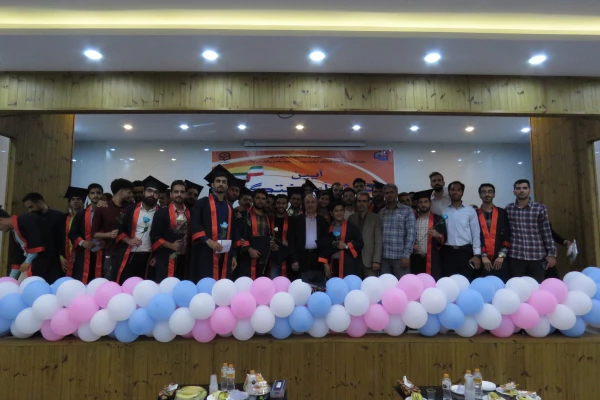 آیین جشن دانش آموختگی دانشجو معلمان ورودی 1398
 6