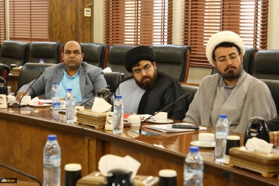 معاون هماهنگی دانشگاه فرهنگیان استان بوشهر مطرح کرد: 
لزوم انجام مسئولیت های اجتماعی منطقه پارس در قبال دانشگاه فرهنگیان استان بوشهر 6