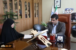 سرپرست دانشگاه فرهنگیان:

قرارگیری برگزیدگان جشنواره قران و عترت به عنوان مبنای کار فرهنگی