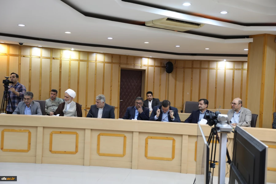 جلسه هیات امنای دانشگاه فرهنگیان استان گیلان 14