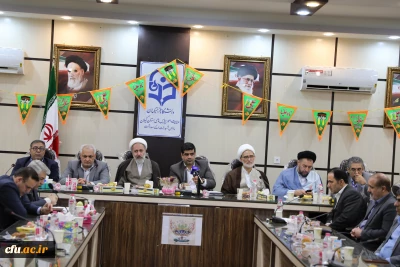 سرپرست دانشگاه فرهنگیان در جمع کارکنان و اعضای هیات علمی دانشگاه فرهنگیان گیلان:

خودمان را محصور به مشکلات فضا، ساختار و امکانات نمی کنیم