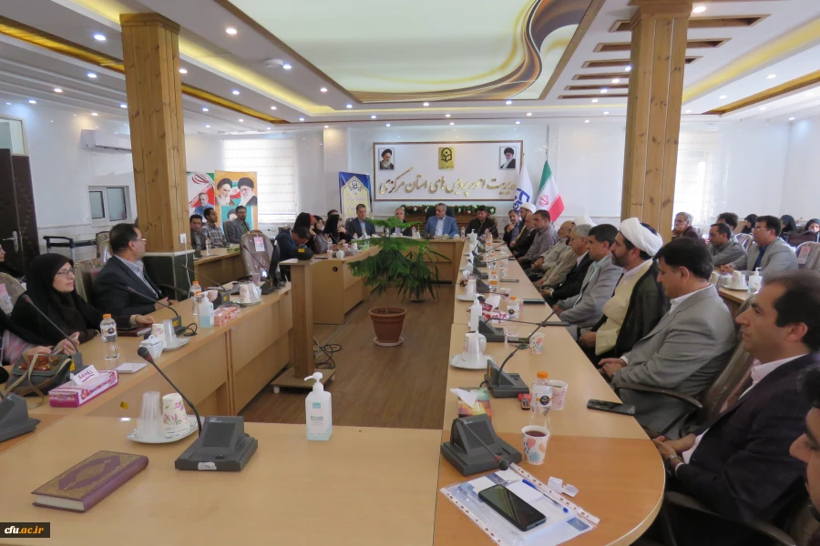 کارگاه توانمندسازی و مهارت افزایی اعضای هیات علمی استان های مرکزی ، همدان و لرستان
 3