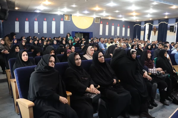 آیین افتتاحیهٔ دورهٔ توان افزایی و بالندگی سرپرستان سراهای دانشجویی در دانشگاه فرهنگیان استان اصفهان 4