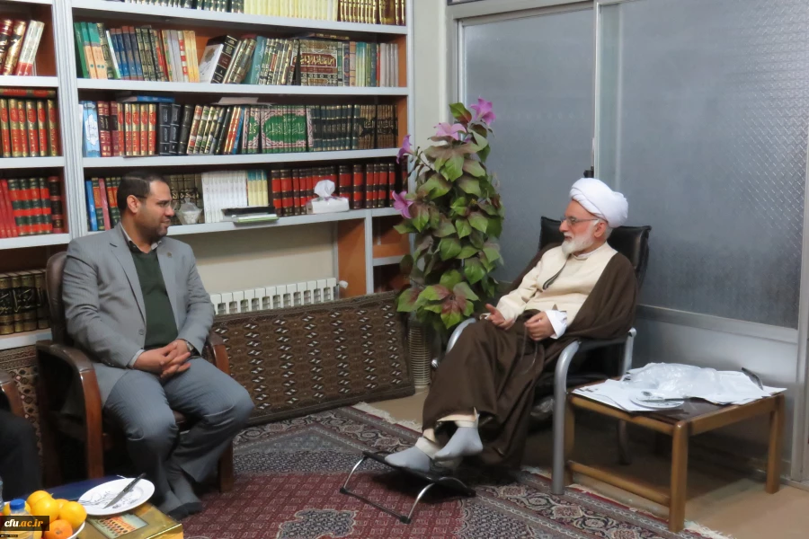 Supreme Leader’s representative emphasizes attention to women role in teacher training 2