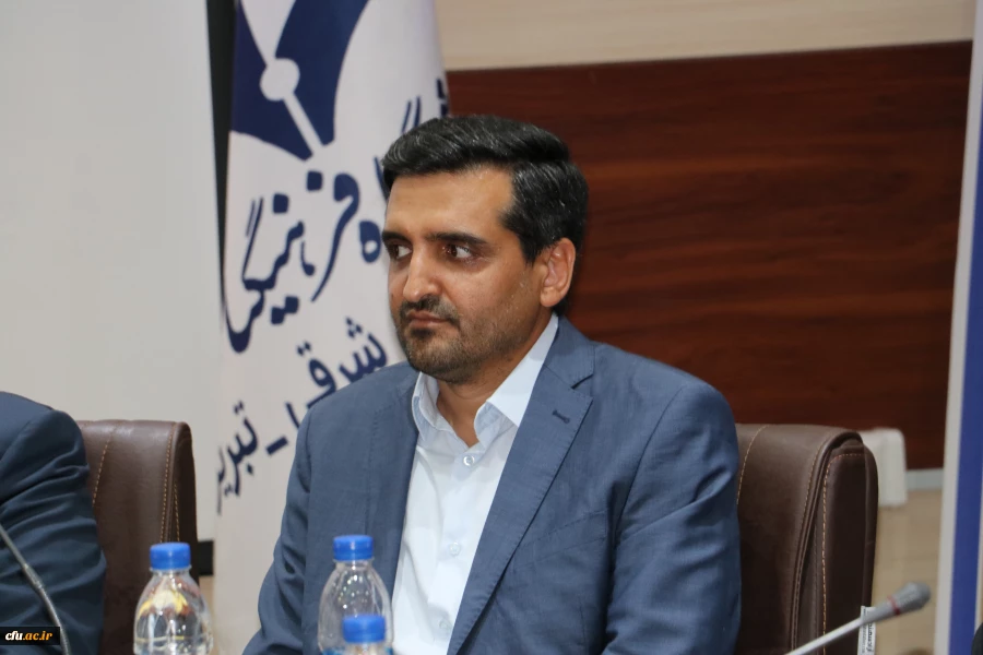 آیین تکریم و معارفه سرپرست امور پردیس های دانشگاه فرهنگیان استان آذربایجان شرقی برگزار شد 4