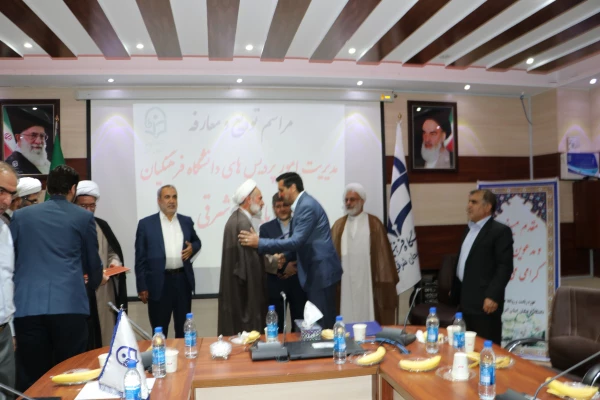 آیین تکریم و معارفه سرپرست امور پردیس های دانشگاه فرهنگیان استان آذربایجان شرقی برگزار شد 14