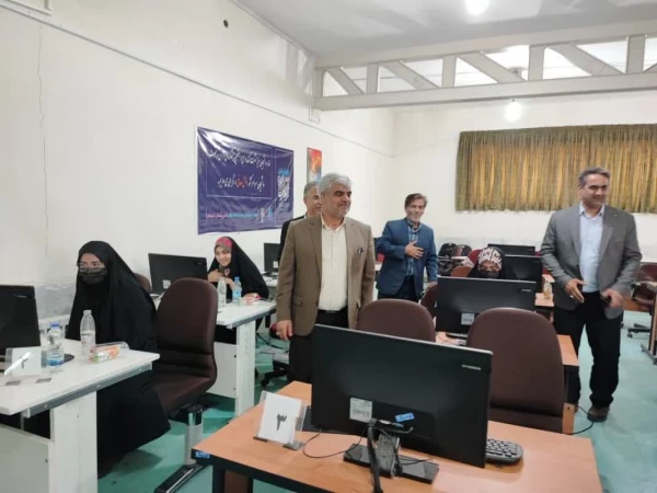 برگزاری آزمون بخش معارفی سی و هفتمین جشنواره قرآن و عترت دانشجویان سراسر کشور 16