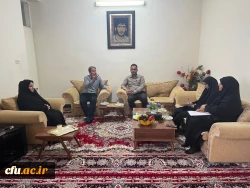 رئیس دانشگاه فرهنگیان استان بوشهر خبر داد:
دیدار اعضای کارگروه شهدای دانشگاه با خانواده دو شهید دانشجومعلم 3