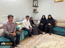 رئیس دانشگاه فرهنگیان استان بوشهر خبر داد:
دیدار اعضای کارگروه شهدای دانشگاه با خانواده دو شهید دانشجومعلم 4