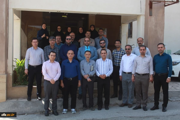 رئیس دانشگاه فرهنگیان استان بوشهر؛
بازدید ۴ ساعته اساتید و کارکنان دانشگاه از مجتمع غنی سازی شهید احمدی روشن نطنز 2