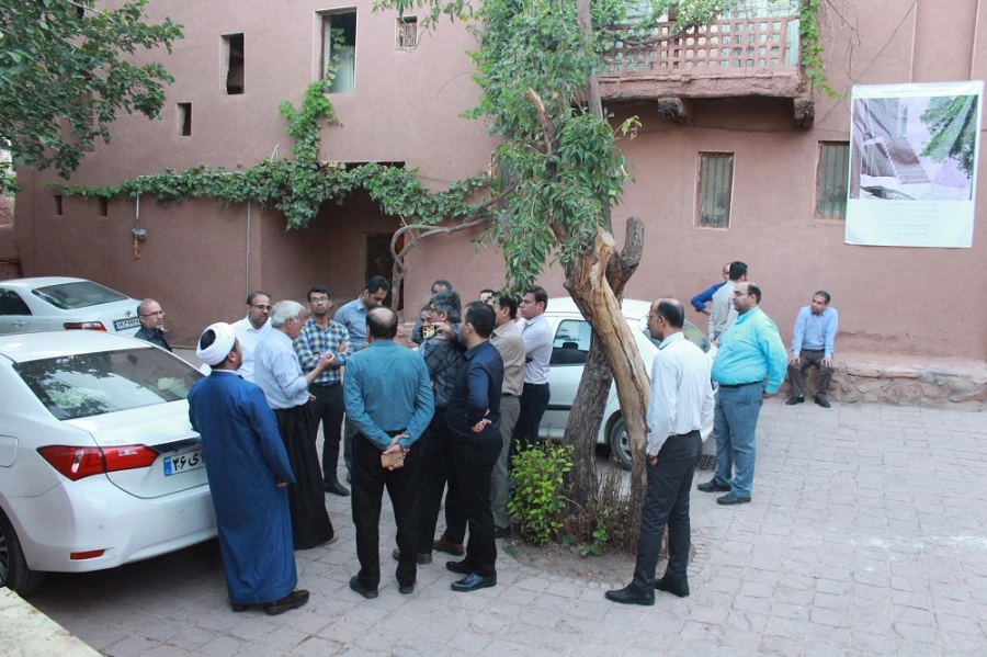 رئیس دانشگاه فرهنگیان استان بوشهر؛
بازدید ۴ ساعته اساتید و کارکنان دانشگاه از مجتمع غنی سازی شهید احمدی روشن نطنز 2