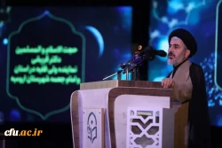 تمسک به قرآن کریم محور تشخیص مسیر صحیح و رهایی از فتنه  2