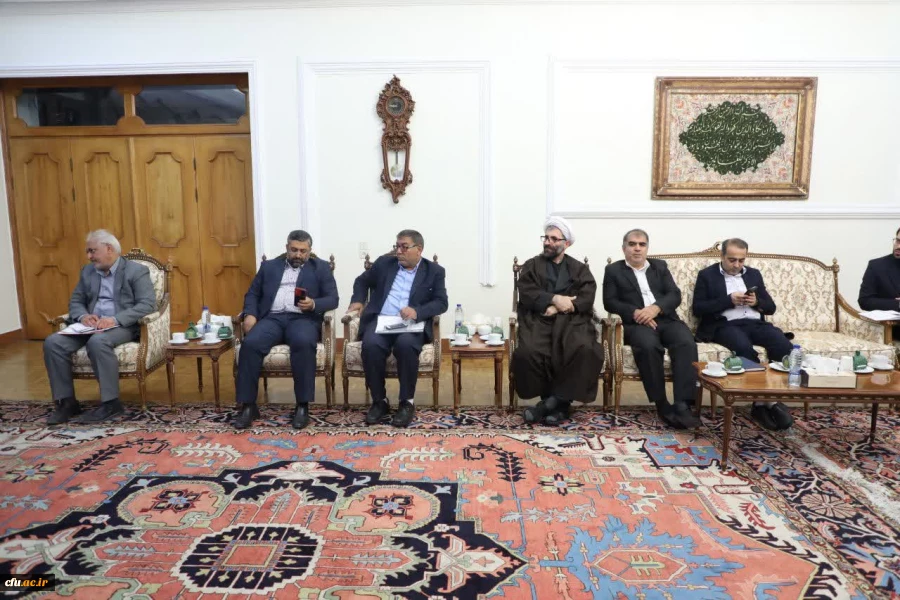 برگزاری جلسه هیات امنای دانشگاه فرهنگیان استان آذربایجان شرقی با استاندار 6