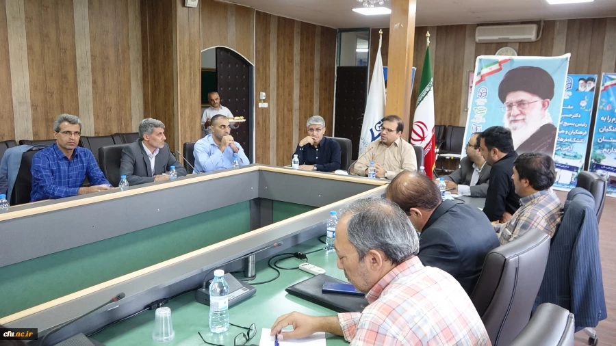 دوره توانمندسازی اعضای شورای کانون بسیج اساتید دانشگاه فرهنگیان کردستان
 6