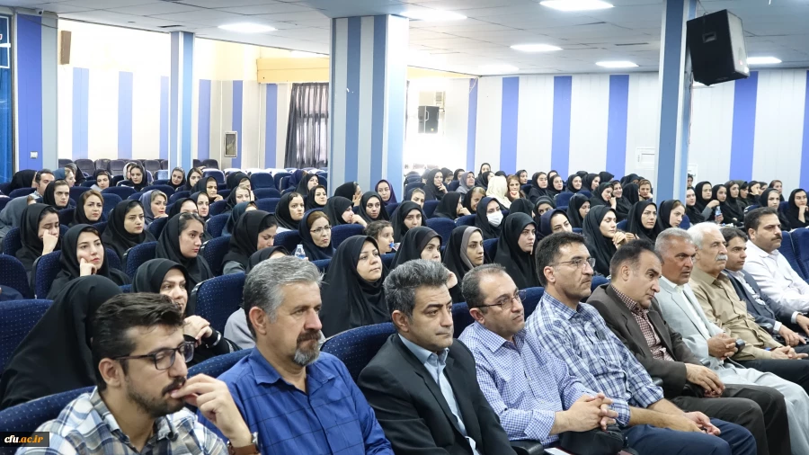 افتتاحیه دوره های توانمندسازی نیروی انسانی شاغل در مدارس غیر دولتی استان کردستان
 5