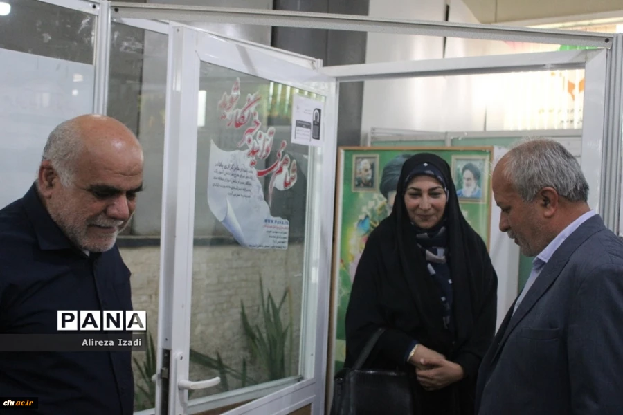 
رئیس دانشگاه فرهنگیان استان بوشهر عنوان کرد
راه اندازی ٢ رشته جدید در دانشگاه فرهنگیان استان بوشهر/فیلم 3