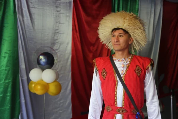 اهمیت توانمندی ورزشی در تربیت معلم چند ساحتی و تراز 2