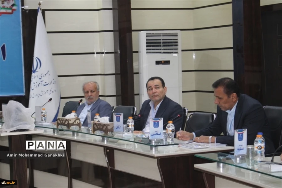 سرپرست دانشگاه فرهنگیان استان بوشهر:
وظیفه دانشگاه، تربیت معلم در تراز نظام جمهوری اسلامی است 5