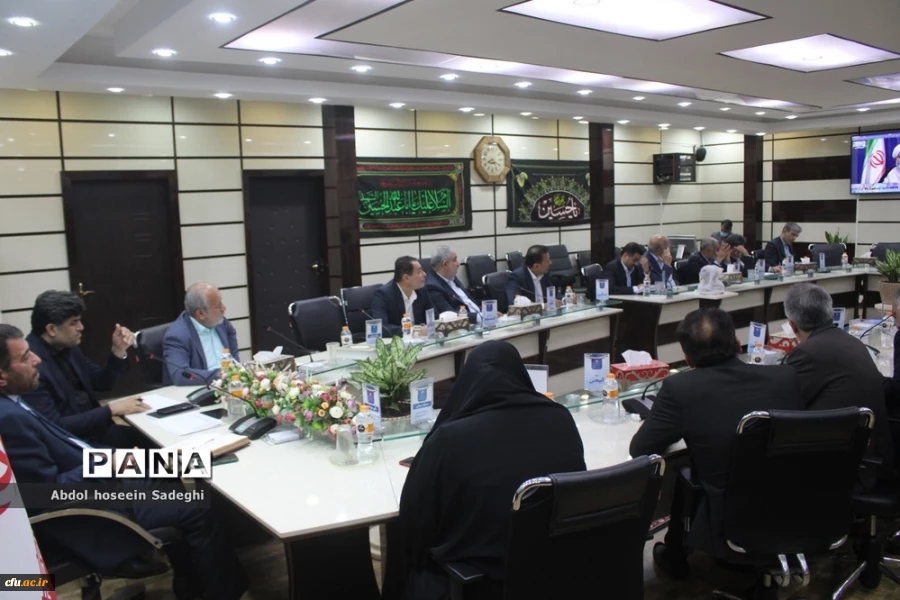 با حضور سرپرست دانشگاه فرهنگیان استان بوشهر؛
امضای تفاهم نامه چندجانبه توانمندسازی نیروهای شاغل آموزش و پرورش استان  8