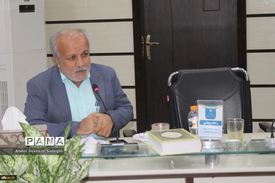 با حضور سرپرست دانشگاه فرهنگیان استان بوشهر؛
امضای تفاهم نامه چندجانبه توانمندسازی نیروهای شاغل آموزش و پرورش استان  11