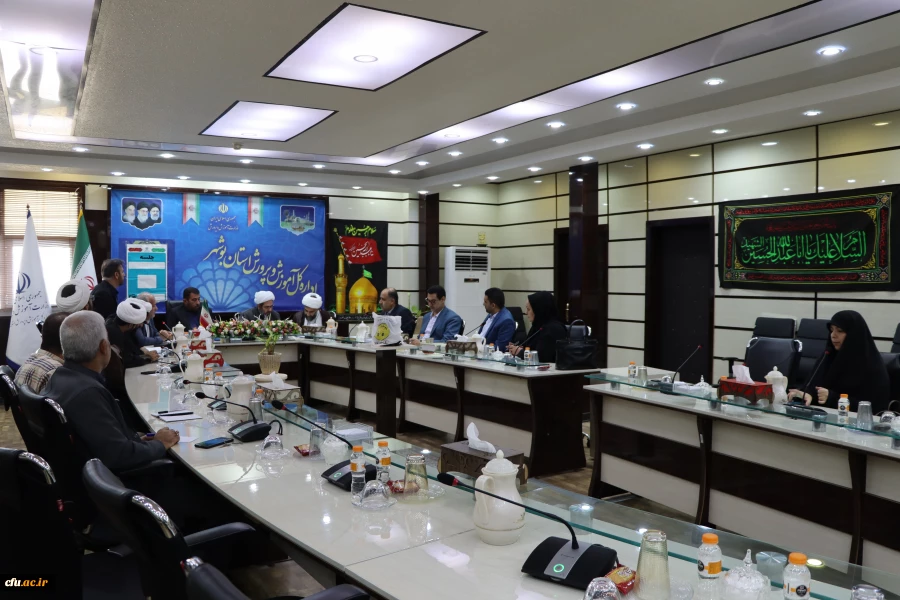 با حضور سرپرست دانشگاه فرهنگیان استان بوشهر؛
امضای تفاهم نامه چندجانبه توانمندسازی نیروهای شاغل آموزش و پرورش استان  5