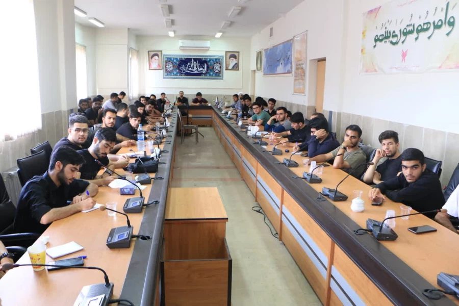 دوره توانمند سازی دانشجویان فعال فرهنگی سیاسی و اجتماعی(طرح حامیم ۲)
 5