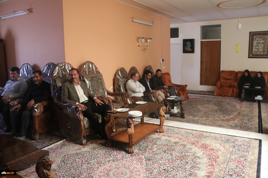 دیدار رئیس دانشگاه فرهنگیان کرمان با آزاده سرافراز دکتر حاج احمدصیفوری به مناسبت سالروز ورود آزادگان به میهن اسلامی 5