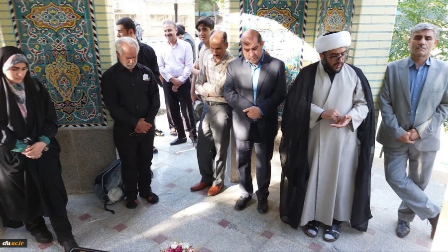   مراسم بدرقه کاروان راهیان اربعین حسینی دانشگاه فرهنگیان لرستان 7