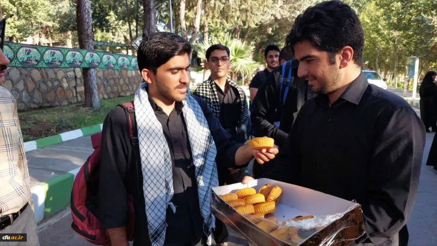   مراسم بدرقه کاروان راهیان اربعین حسینی دانشگاه فرهنگیان لرستان 11