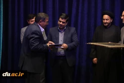 بهره گیری از ایده ها نوآورانه و نظرات کارشناسی در برنامه ها 12