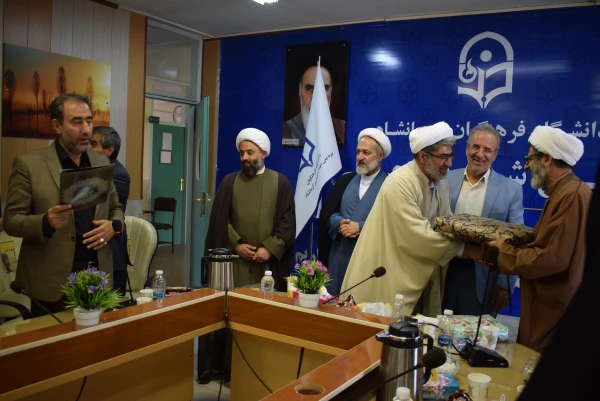 آیین تکریم و معارفه مسئول دفتر نهاد نمایندگی مقام معظم رهبری دانشگاه فرهنگیان استان کرمانشاه 15