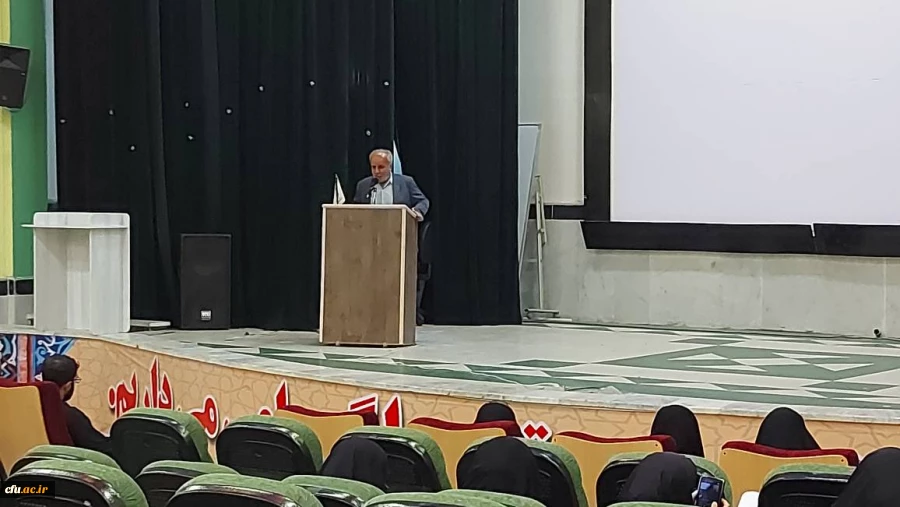 همزمان با هفته دولت و با حضور مسئولان دانشگاه؛
کاروان اربعین حسینی دانشگاه فرهنگیان استان بوشهر بدرقه شد 9