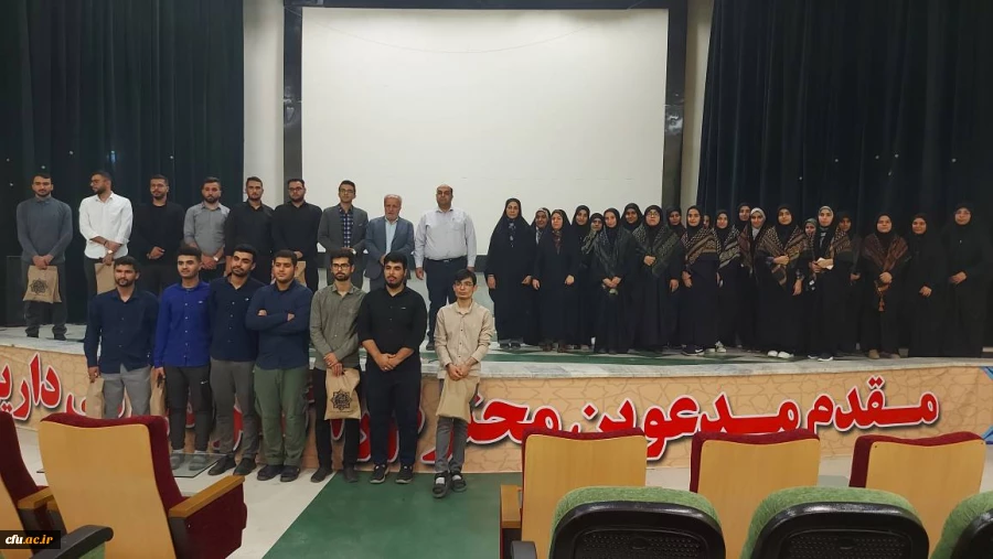 همزمان با هفته دولت و با حضور مسئولان دانشگاه؛
کاروان اربعین حسینی دانشگاه فرهنگیان استان بوشهر بدرقه شد 11