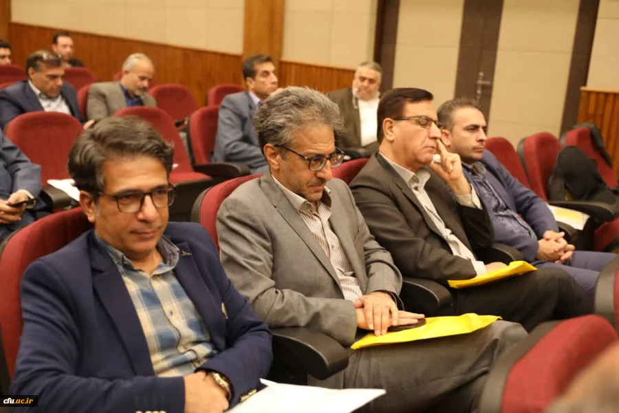 فضای دانشگاه باید همواره فضای توام با ارتقا باشد 3