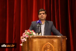 فضای دانشگاه باید همواره فضای توام با ارتقا باشد 6