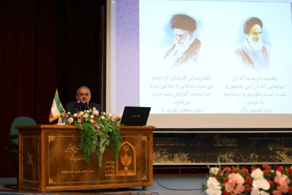 بنای دولت بر تقویت دانشگاه  فرهنگیان است 3