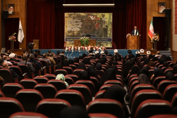 لزوم تعامل بین دانشگاه و عرصه حکمرانی 6