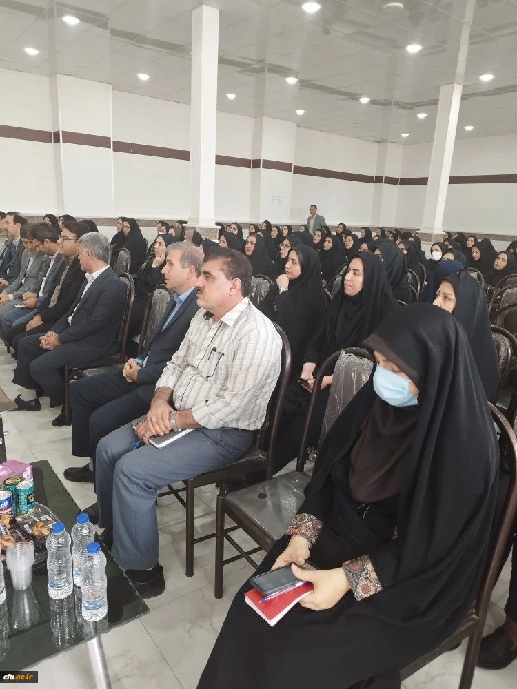 برگزاری دوره های توانمندسازی معلمان، مدیران و کارکنان مدارس و مراکز غیرانتفاعی و غیردولتی 9