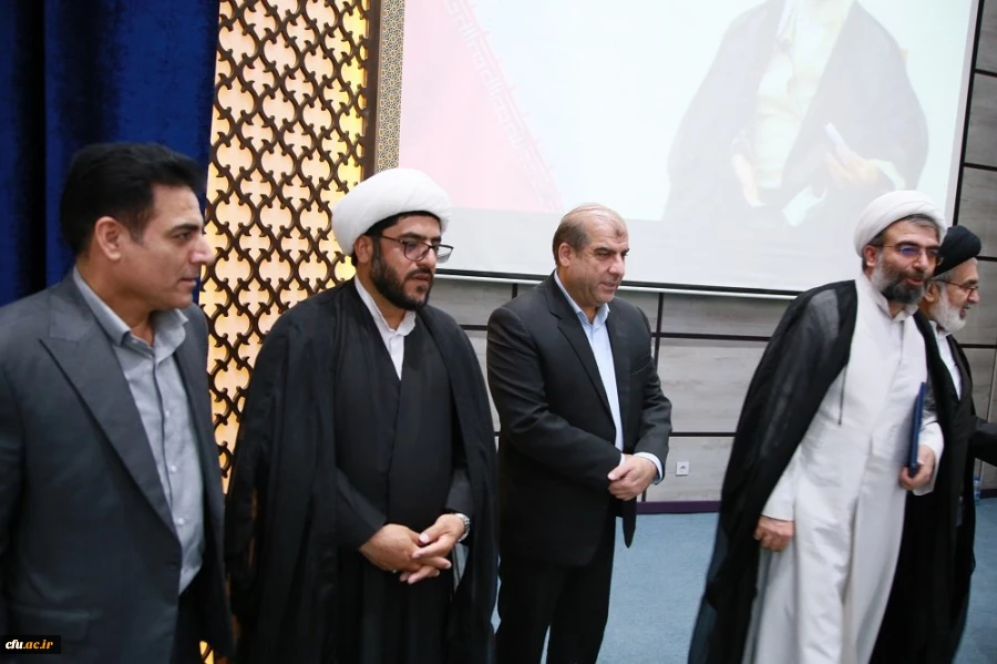 آیین معارفه سرپرست نهاد نمایندگی مقام معظم رهبری در دانشگاه فرهنگیان استان لرستان و معرفی مسئول نهاد دانشگاه لرستان و تکریم مسئول پیشین این نهاد برگزار شد 14