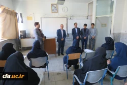برگزاری دوره توانمند سازی معلمان مدارس غیردولتی در استان مرکزی
 3