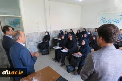 برگزاری دوره توانمند سازی معلمان مدارس غیردولتی در استان مرکزی
 4