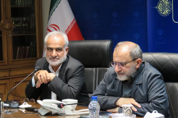 شانزدهمین جلسه هیات امنا دانشگاه فرهنگیان استان مرکزی
 5