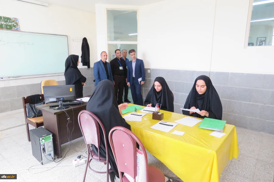 بازدید مدیرکل تربیت بدنی سازمان مرکزی دانشگاه فرهنگیان از فرایند مصاحبه داوطلبان ورود به دانشگاه
 11