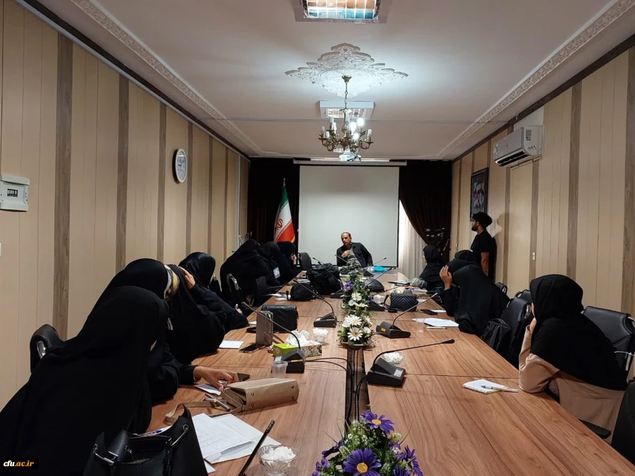 استقبال خوب دانشجو معلمان از دوره فیلمسازی در بیرجند
 3