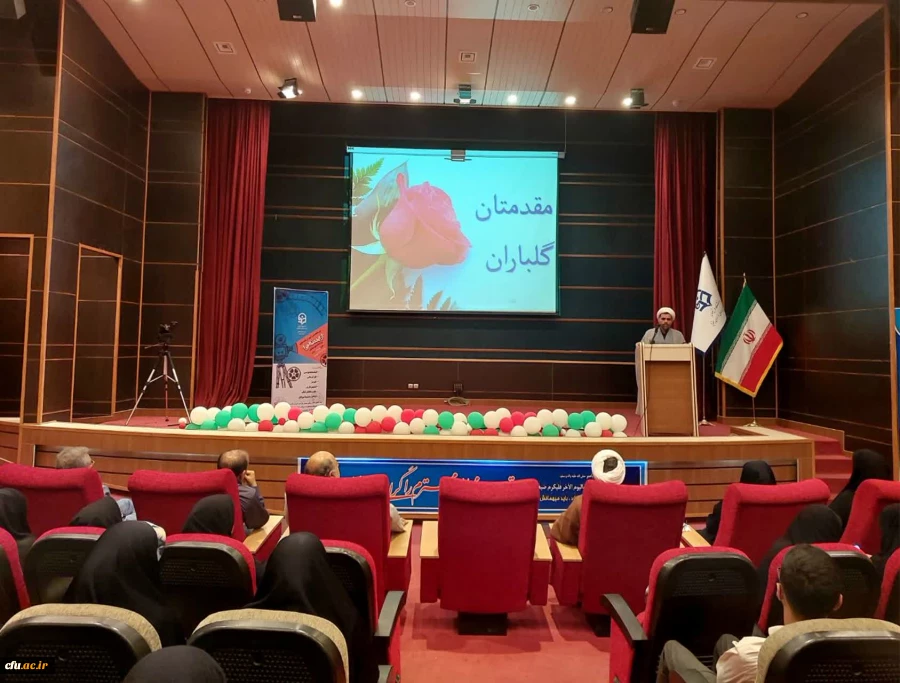 استقبال خوب دانشجو معلمان از دوره فیلمسازی در بیرجند
 6