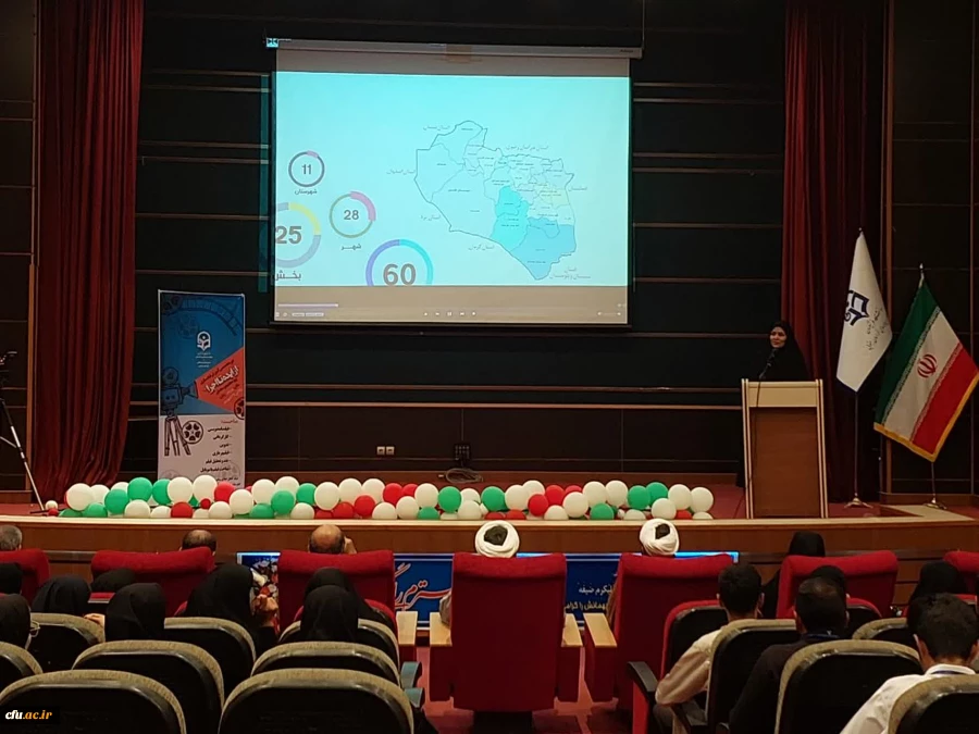 استقبال خوب دانشجو معلمان از دوره فیلمسازی در بیرجند
 7