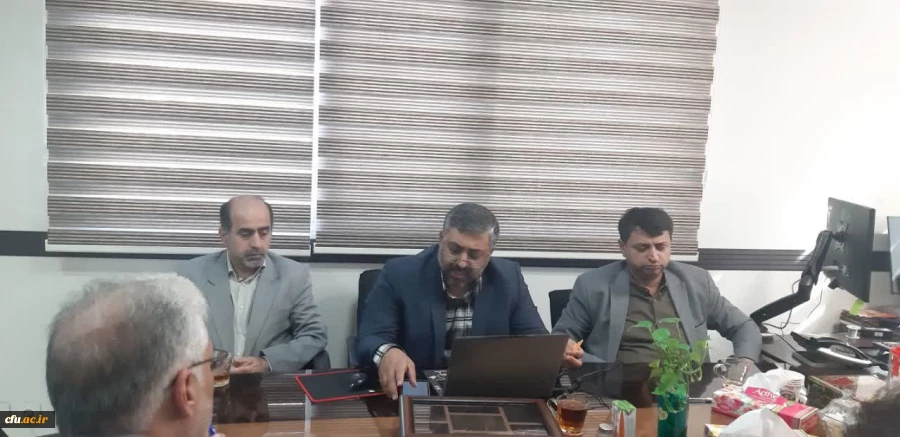 جلسه آموزشی سامانه مدیریت سراهای دانشجویی برگزار شد. 2